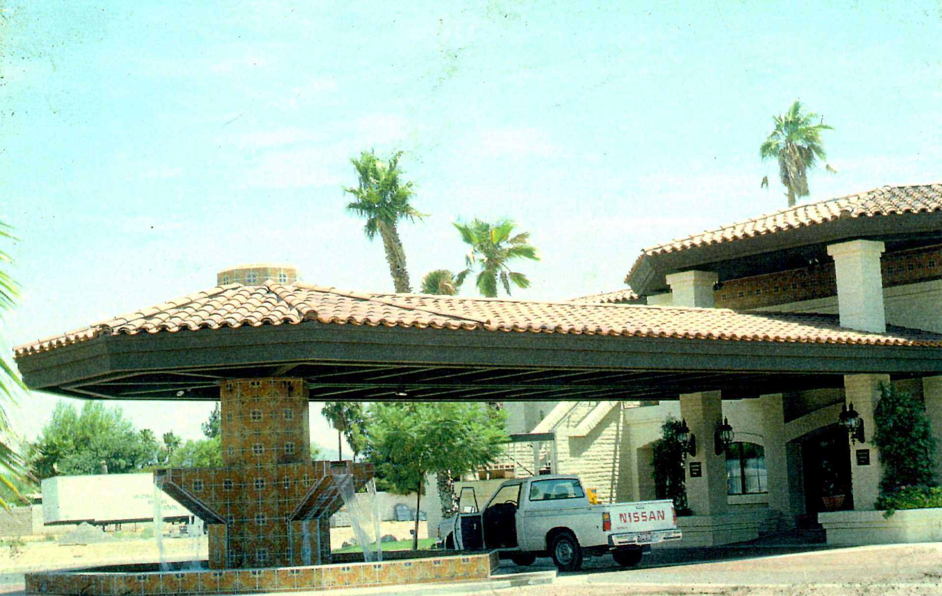 Scottsdale Resort, Porte Cochere