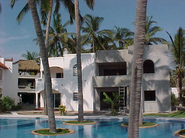 M. Quadros Beach House